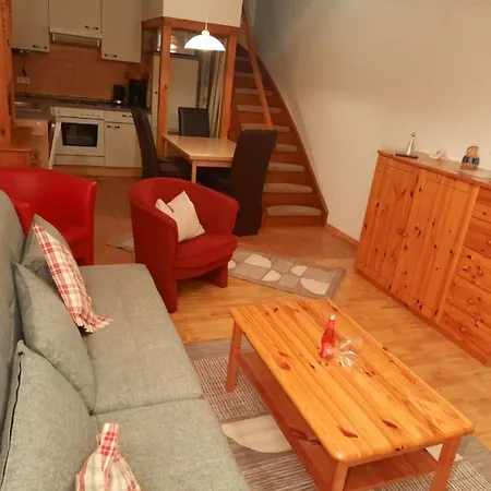 Burhave Gaestehaus 6 *